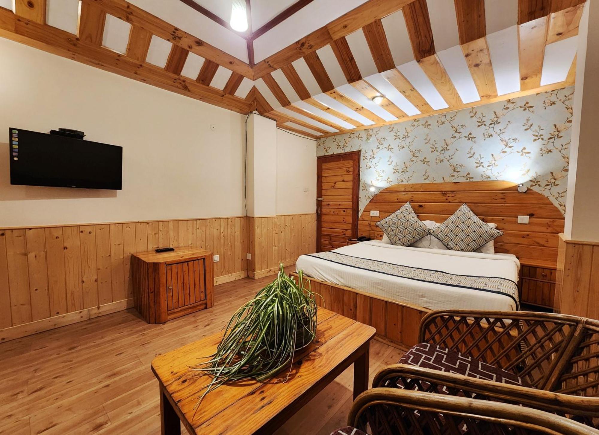 Hotel Pineview Shimla Exterior foto